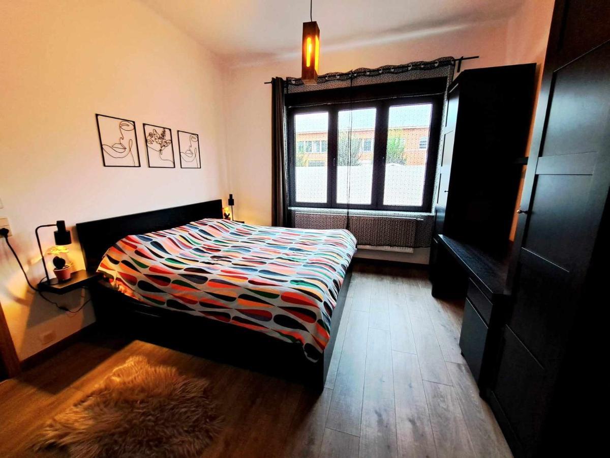 Chambre Dans Une Maison D'Hote Lieja Exterior foto